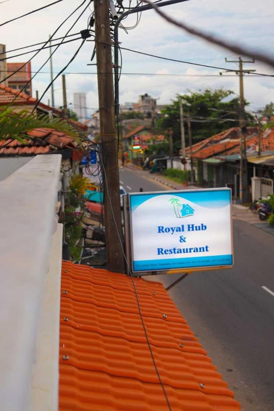 Royal Hub Kudapaduwa Exterior foto